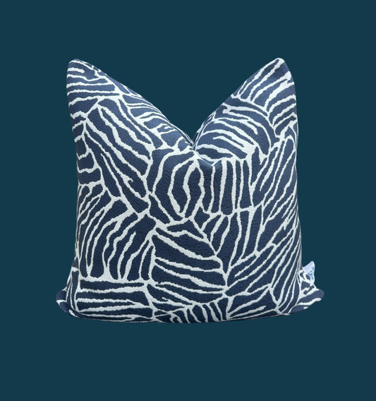 WILLOWS, Weighted Pillows Oasis