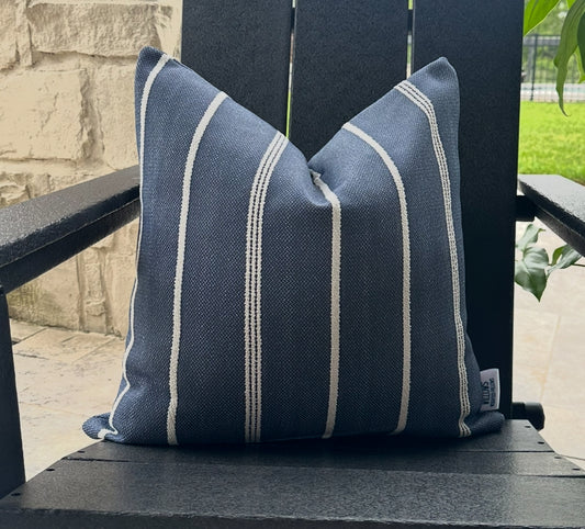 WILLOWS, Weighted Pillows Sailor